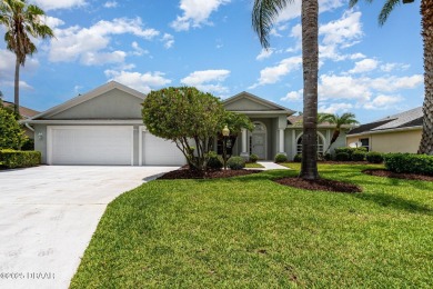 Welcome to this impeccably maintained 4-bedroom, 2-bathroom pool on Spruce Creek Golf Club in Florida - for sale on GolfHomes.com, golf home, golf lot