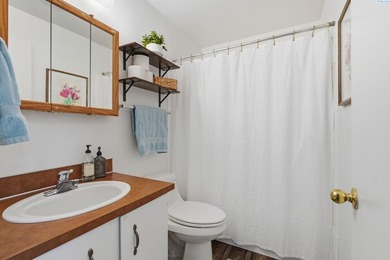 MLS# 291398 Updated 3 bed, 2 full bath third floor condo with on Meadow Springs Country Club in Washington - for sale on GolfHomes.com, golf home, golf lot