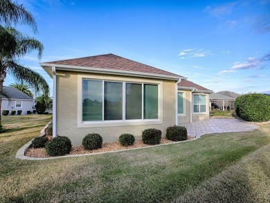 ++GOLF COURSE  WATER VIEW++GOLF CART GARAGE++NEW ROOF++NEW on The Links of Spruce Creek in Florida - for sale on GolfHomes.com, golf home, golf lot