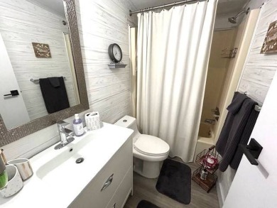 his beautifully updated 2-bedroom, 2-bathroom home offers 1,100 on Crystal Lake Club in Florida - for sale on GolfHomes.com, golf home, golf lot