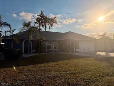 Prime Location in the Heart of Cape Coral! This beautifully on El Rio Golf Course and Club in Florida - for sale on GolfHomes.com, golf home, golf lot