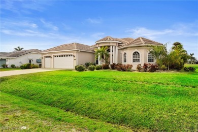 Turnkey with an assumable flood  homeowners policy, 2019 roof on Royal Tee Country Club in Florida - for sale on GolfHomes.com, golf home, golf lot