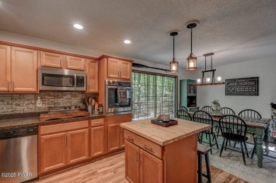 Get Ready for Summer in The Hideout!Fully furnished and move-in on The Hideout Golf in Pennsylvania - for sale on GolfHomes.com, golf home, golf lot