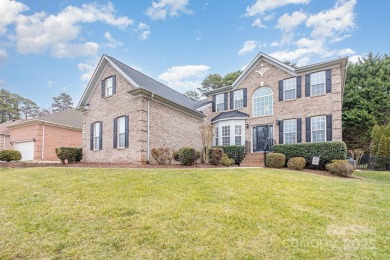 This beautiful full-brick home, located in the highly desirable on Birkdale Golf Club in North Carolina - for sale on GolfHomes.com, golf home, golf lot