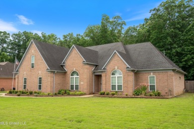 Move-In Ready Gem in Cherokee Meadows Golf Course on Cherokee Valley Golf Course in Mississippi - for sale on GolfHomes.com, golf home, golf lot