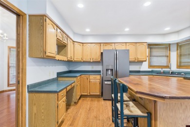 Discover this all-brick gem in the Oaks subdivision, perfectly on Twin Lakes Golf Club in Arkansas - for sale on GolfHomes.com, golf home, golf lot