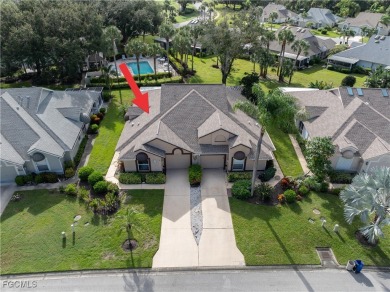 It's easy to say yes to sunshine living in this inviting on Villages of Country Creek Golf Course in Florida - for sale on GolfHomes.com, golf home, golf lot
