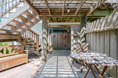 Your beach vacation home in Port Aransas is right here! Just a on Palmilla Beach Golf Club in Texas - for sale on GolfHomes.com, golf home, golf lot