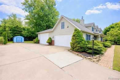Expansive 2,184 sq. ft. home with a 1,456 sq. ft. basement and on West Shore Golf and Country Club in Michigan - for sale on GolfHomes.com, golf home, golf lot