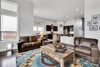 Welcome to this exceptional home, where style meets on SpurWing Country Club in Idaho - for sale on GolfHomes.com, golf home, golf lot