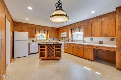 In the highly desirable Ridgefields neighborhood of Kingsport on Ridgefields Country Club, Inc. in Tennessee - for sale on GolfHomes.com, golf home, golf lot