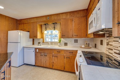 In the highly desirable Ridgefields neighborhood of Kingsport on Ridgefields Country Club, Inc. in Tennessee - for sale on GolfHomes.com, golf home, golf lot