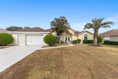 Under contract-accepting backup offers. One of a kind golf on Ocala Palms Golf and Country Club in Florida - for sale on GolfHomes.com, golf home, golf lot