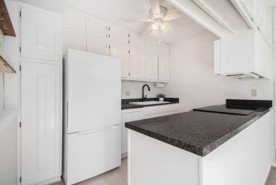 Jennifer Weikel, M: , jenn,   - Carefree, low-maintenance living on Oak Hills Country Club in Nebraska - for sale on GolfHomes.com, golf home, golf lot