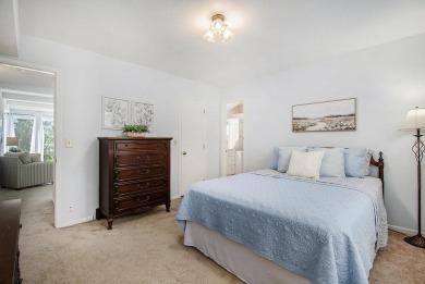 Jennifer Weikel, M: , jenn,   - Carefree, low-maintenance living on Oak Hills Country Club in Nebraska - for sale on GolfHomes.com, golf home, golf lot