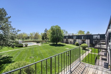 Jennifer Weikel, M: , jenn,   - Carefree, low-maintenance living on Oak Hills Country Club in Nebraska - for sale on GolfHomes.com, golf home, golf lot