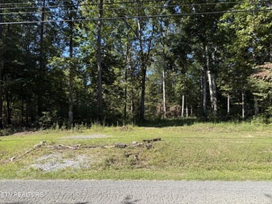 Beautiful lot in Lake Tansi only a minute from the Marina.  This on Lake Tansi Village Country Club in Tennessee - for sale on GolfHomes.com, golf home, golf lot