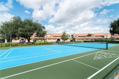 GOLF MEMBERSHIP INCLUDED - MOTIVATED SELLER! LIVE THE GLEN EAGLE on Glen Eagle Golf and Country Club in Florida - for sale on GolfHomes.com, golf home, golf lot