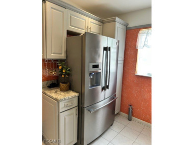 *Location is Key!* This charming 2-bedroom, 2-bath villa-style on Myerlee Country Club in Florida - for sale on GolfHomes.com, golf home, golf lot