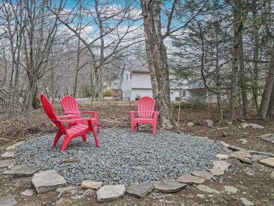 Welcome to this charming, well-maintained home nestled in the on Pocono Farms Country Club in Pennsylvania - for sale on GolfHomes.com, golf home, golf lot