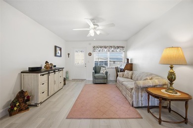 Beautifully updated and move-in ready villa in Ocala's premier on On Top of the World Golf Course in Florida - for sale on GolfHomes.com, golf home, golf lot