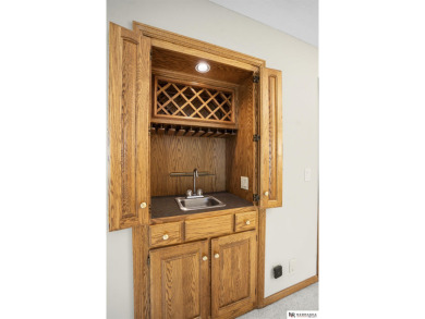 Linda Moy, M: , lindamoy,   - Entertain, play, and relax in this on Eagle Run Golf Complex in Nebraska - for sale on GolfHomes.com, golf home, golf lot