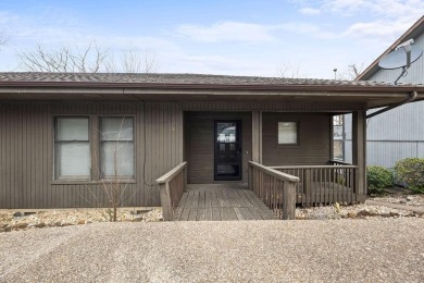 This charming and updated 2-bedroom, 2-bath townhome on Lake on Bella Vista Country Club - Berksdale in Arkansas - for sale on GolfHomes.com, golf home, golf lot
