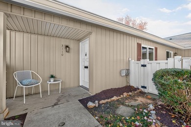 Welcome to this beautifully REMOLDELED 2-bedroom, 2-bathroom on Leisure World Golf Club in Maryland - for sale on GolfHomes.com, golf home, golf lot