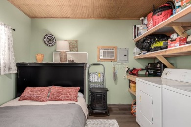 Your gorgeous fully furnished cozy home is a 2 bedroom, 1 bath on Viewpoint Golf Resort in Arizona - for sale on GolfHomes.com, golf home, golf lot