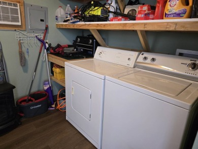 Your gorgeous fully furnished cozy home is a 2 bedroom, 1 bath on Viewpoint Golf Resort in Arizona - for sale on GolfHomes.com, golf home, golf lot