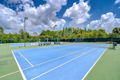 This BEAUTIFULLY MAINTAINED 3 bedroom courtyard home is move-in on The Groves Golf and Country Club in Florida - for sale on GolfHomes.com, golf home, golf lot