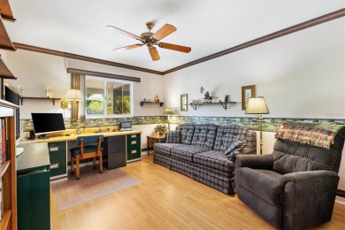 Under contract-accepting backup offers. Spruce Creek South, 55+ on The Links of Spruce Creek in Florida - for sale on GolfHomes.com, golf home, golf lot