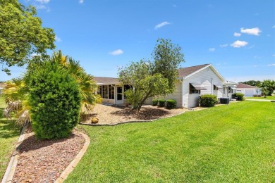 Under contract-accepting backup offers. Spruce Creek South, 55+ on The Links of Spruce Creek in Florida - for sale on GolfHomes.com, golf home, golf lot
