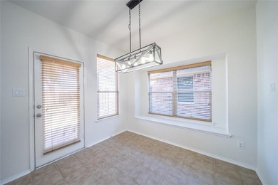 Golf Course Lot.  4 bedrooms 2.5 bath.  Kitchen has granite, SS on Jim Boggs in Texas - for sale on GolfHomes.com, golf home, golf lot