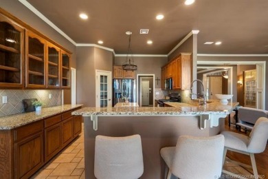 Golf Course Living in Broken Arrow Schools!
This stunning on Battle Creek Golf Course in Oklahoma - for sale on GolfHomes.com, golf home, golf lot