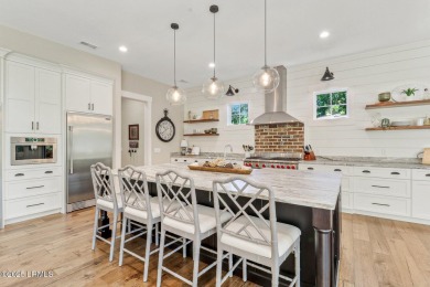 SIMPLY STUNNING - This beautifully appointed 5BD/5BA home offers on Long Cove Club in South Carolina - for sale on GolfHomes.com, golf home, golf lot