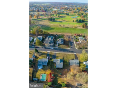 Opportunity knocks with this 3 Bedroom, 2 Full and 1 Half bath on Flourtown Country Club in Pennsylvania - for sale on GolfHomes.com, golf home, golf lot