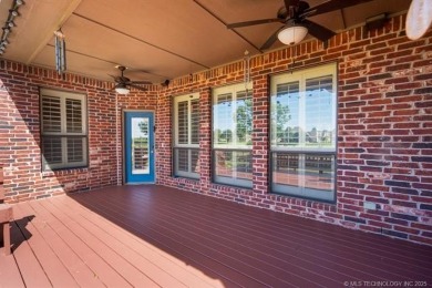 Golf Course Living in Broken Arrow Schools!
This stunning on Battle Creek Golf Course in Oklahoma - for sale on GolfHomes.com, golf home, golf lot