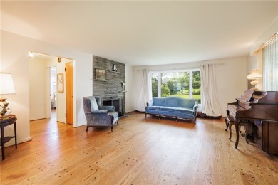 Dreaming of owning your own waterfront retreat?

Start your on Lake Shore Country Club - Lake Shore 1 in New York - for sale on GolfHomes.com, golf home, golf lot