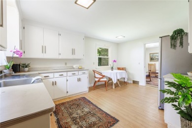 Dreaming of owning your own waterfront retreat?

Start your on Lake Shore Country Club - Lake Shore 1 in New York - for sale on GolfHomes.com, golf home, golf lot