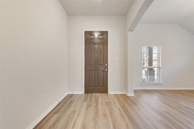 Beautifully maintained single-story home offering 3 bedrooms, 2 on The Golf Club At Champions Circle in Texas - for sale on GolfHomes.com, golf home, golf lot