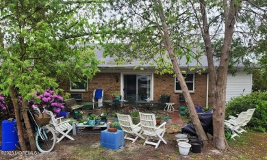 Live in a quiet, private 55+ community in this 2-BR, 1-bath home on Keswick Village Golf Course in New Jersey - for sale on GolfHomes.com, golf home, golf lot