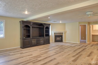 Nestled in a quiet culdesac, you will love coming home to your on Eagle Hills Golf Course in Idaho - for sale on GolfHomes.com, golf home, golf lot