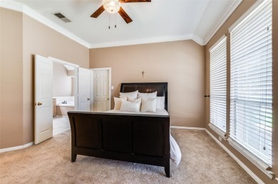 This 1 story home offers a harmonious blend of cozy and comfort on Stewart Peninsula Golf Course in Texas - for sale on GolfHomes.com, golf home, golf lot
