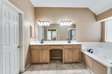 This 1 story home offers a harmonious blend of cozy and comfort on Stewart Peninsula Golf Course in Texas - for sale on GolfHomes.com, golf home, golf lot