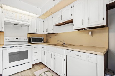 Great golf community with no membership fees.  2 bedroom with a on Atlantis Golf Club in Florida - for sale on GolfHomes.com, golf home, golf lot