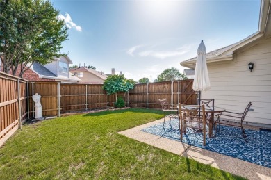 This 1 story home offers a harmonious blend of cozy and comfort on Stewart Peninsula Golf Course in Texas - for sale on GolfHomes.com, golf home, golf lot