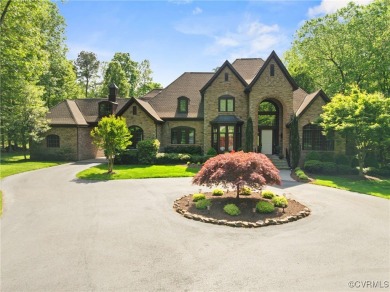 Exquisite Custom-Built Estate in Sought-After Chesdin Landing on Lake Chesdin Golfers Club in Virginia - for sale on GolfHomes.com, golf home, golf lot