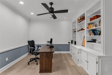 FANTASTIC NEW LISTING IN THE SOUGHT AFTER BAY HILL VILLAGE on Arnold Palmers Bay Hill Club and Lodge  in Florida - for sale on GolfHomes.com, golf home, golf lot