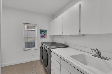 FANTASTIC NEW LISTING IN THE SOUGHT AFTER BAY HILL VILLAGE on Arnold Palmers Bay Hill Club and Lodge  in Florida - for sale on GolfHomes.com, golf home, golf lot